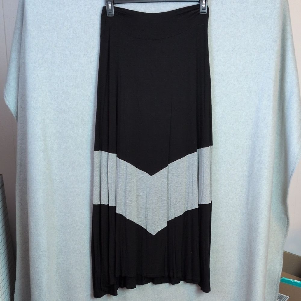 New Directions Black Gray Stripe Colorblock Maxi Skirt Stretch Women's L